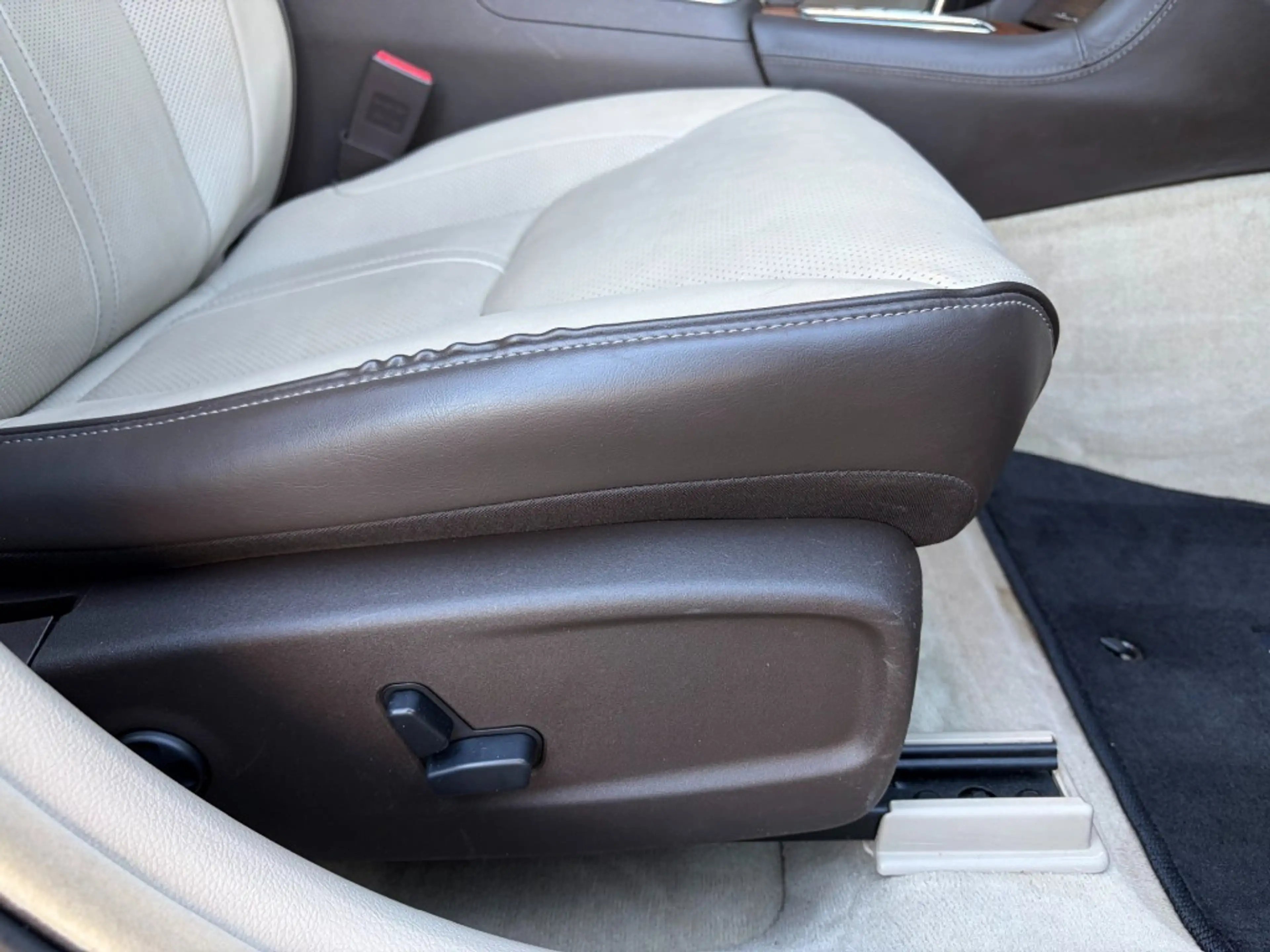 Lancia Thema 3.0 MULTIJET PLAT. - PANO - AFN. TREKH. — photo 19