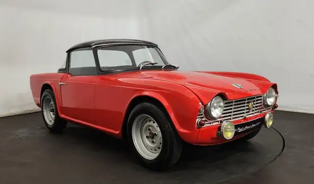 Triumph TR4
