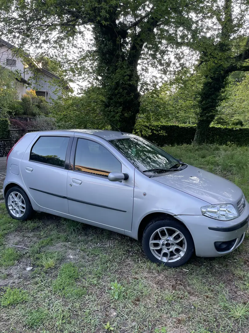 Fiat Punto 5p 1.2 Classic Dynamic - 1