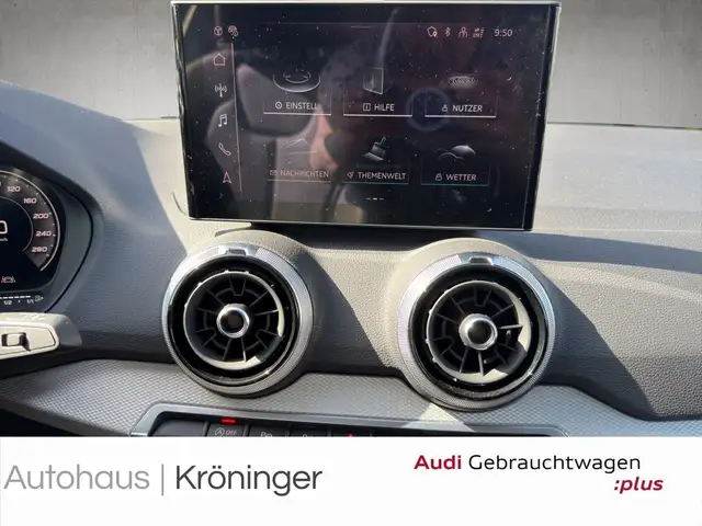 Audi Q2 view 15
