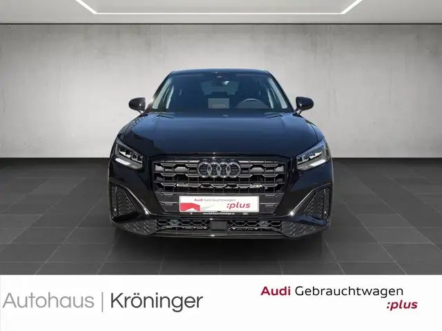 Audi Q2 view 5