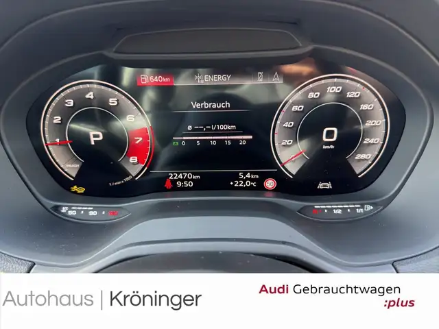 Audi Q2 view 12