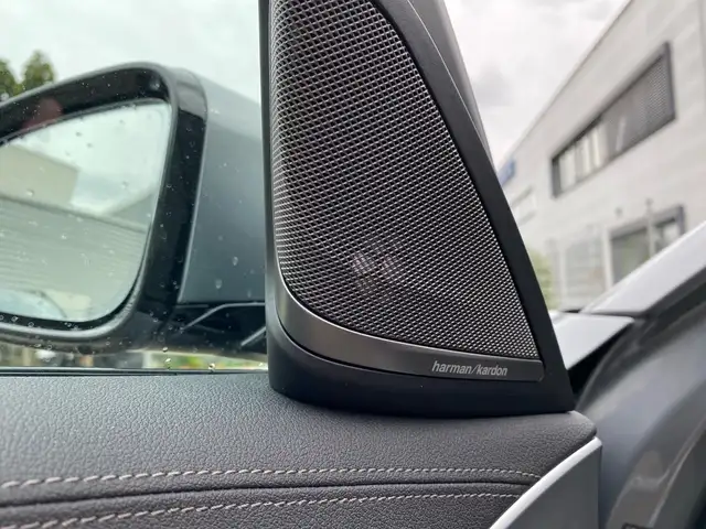 BMW M view 14