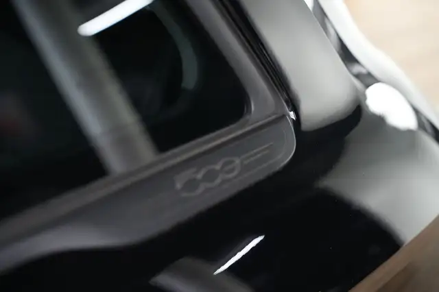 Fiat 500 view 13