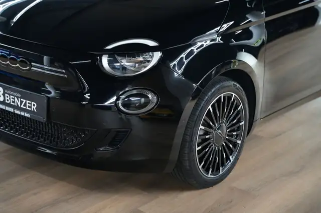 Fiat 500 view 2