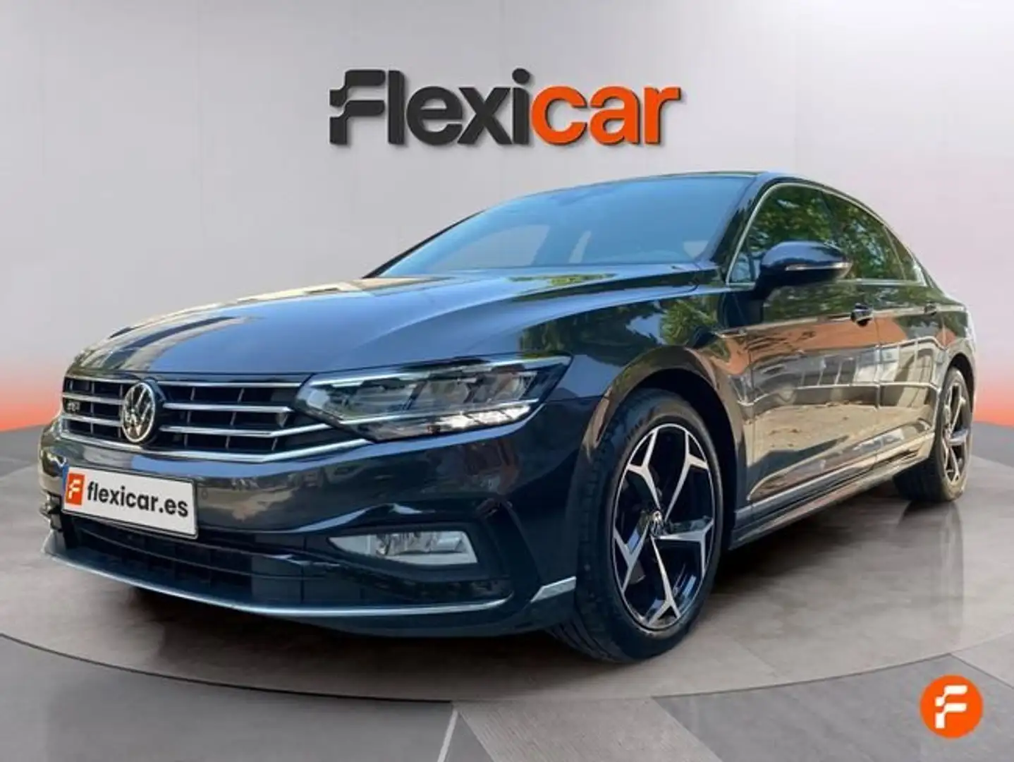 Volkswagen Passat 1.5 TSI ACT R-Line 110kW Negro - 2