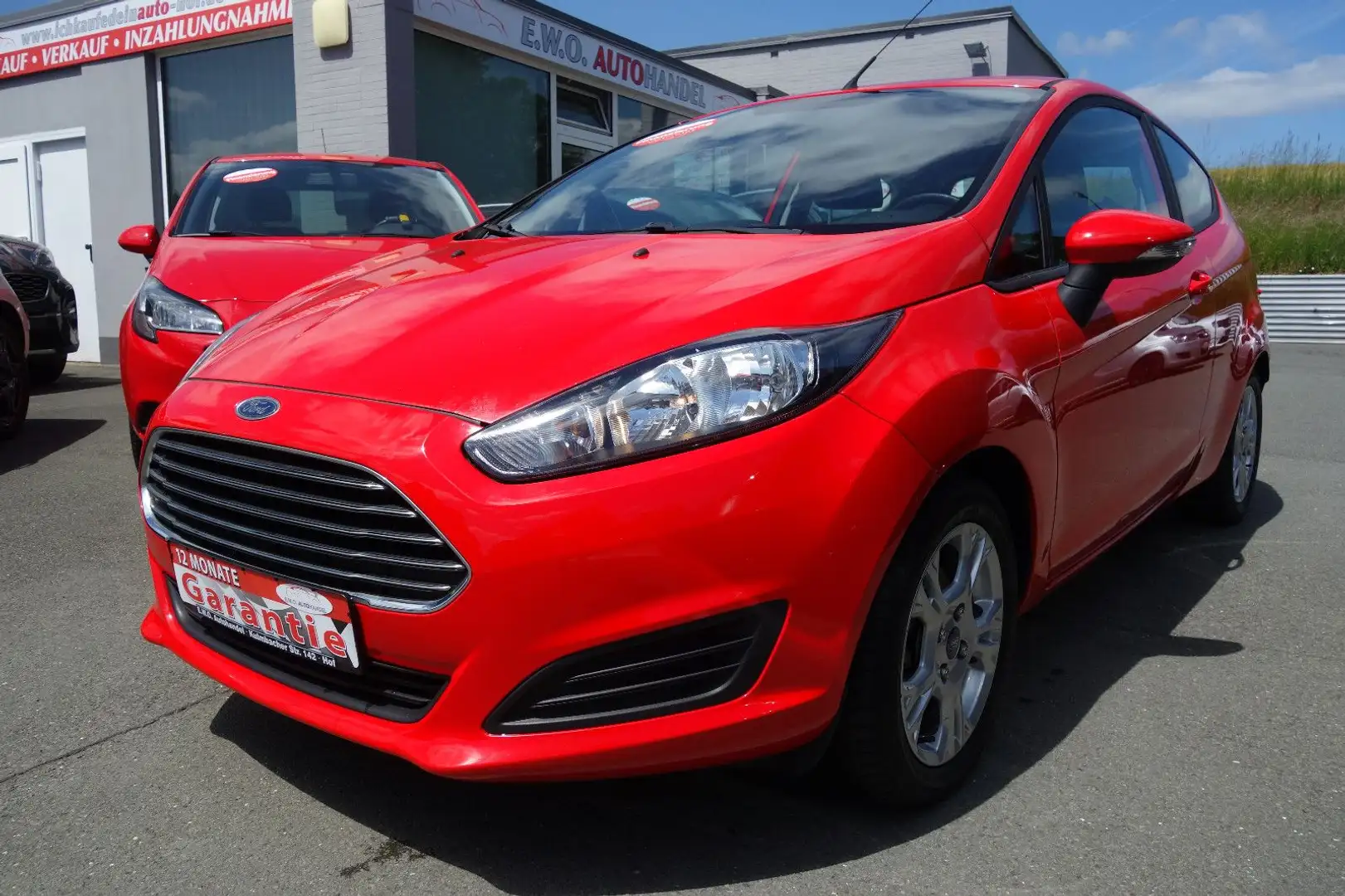 Ford Fiesta Sync Edition Neues Modell Winterpaket Rood - 1