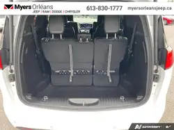 Chrysler Grand Caravan 2027 — фото 15