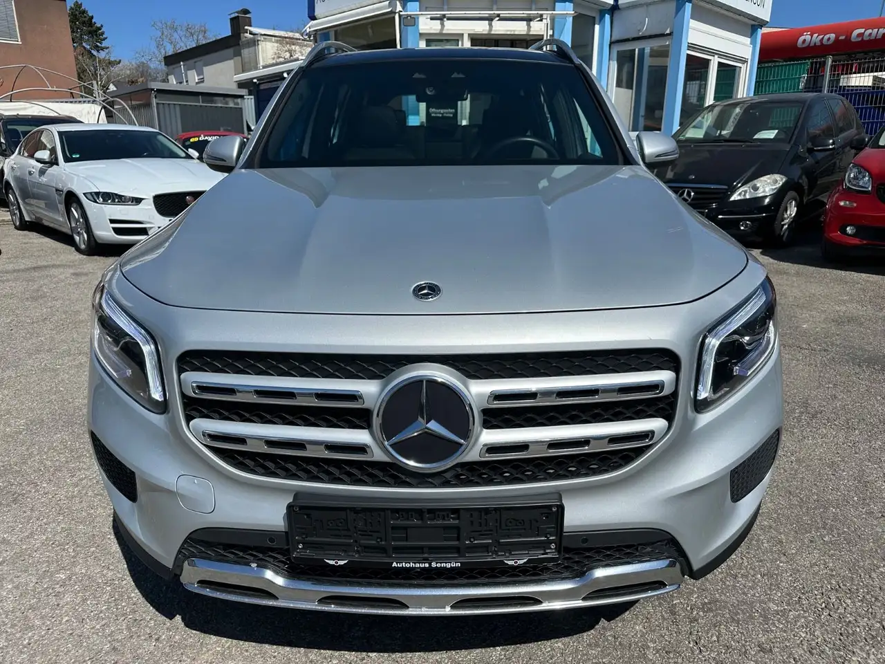 Mercedes-Benz GLB 200