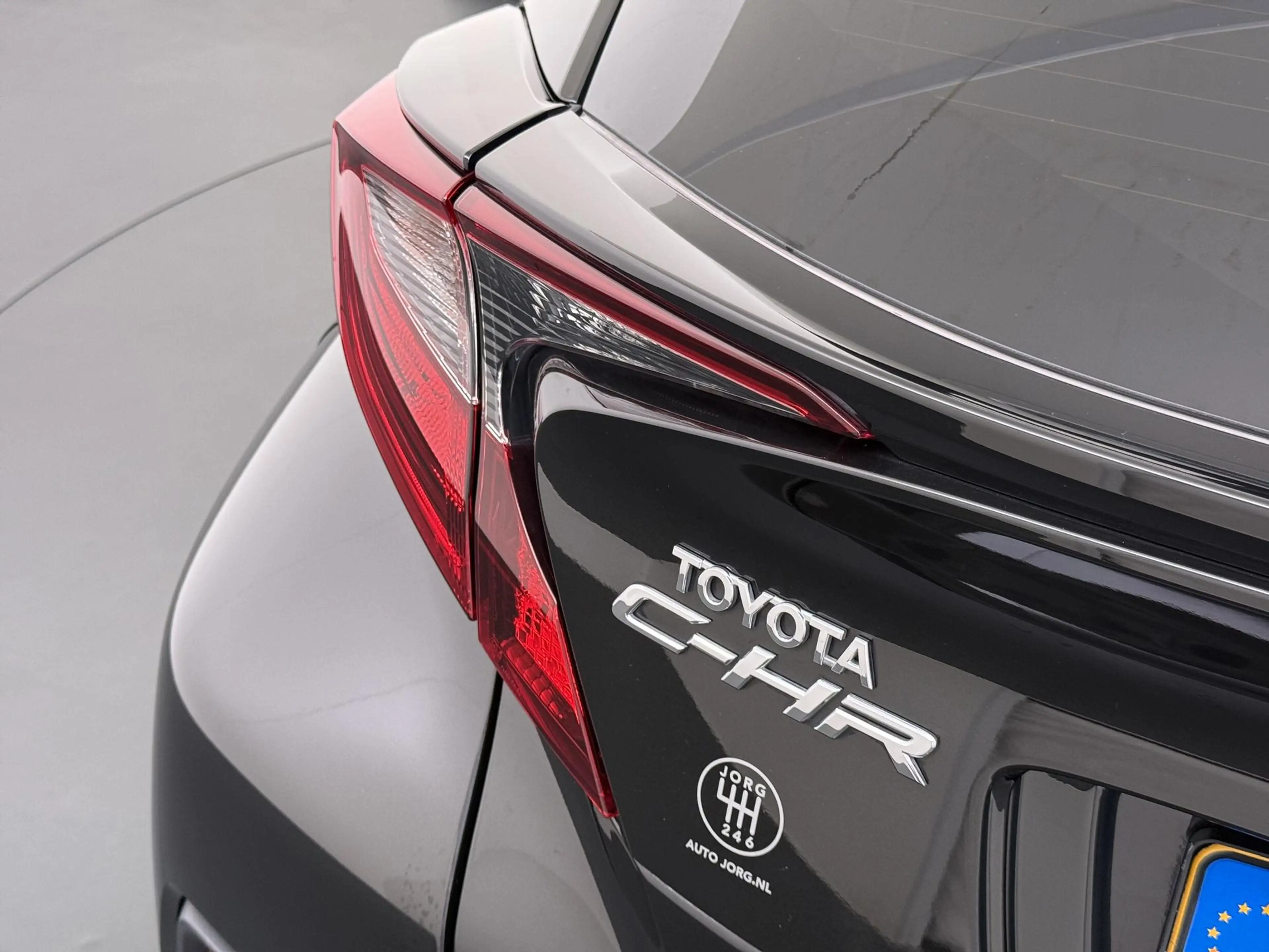 Toyota C-HR 2.0 Hybrid Business Plus Trekhaak | Stoelverwarmin — photo 5