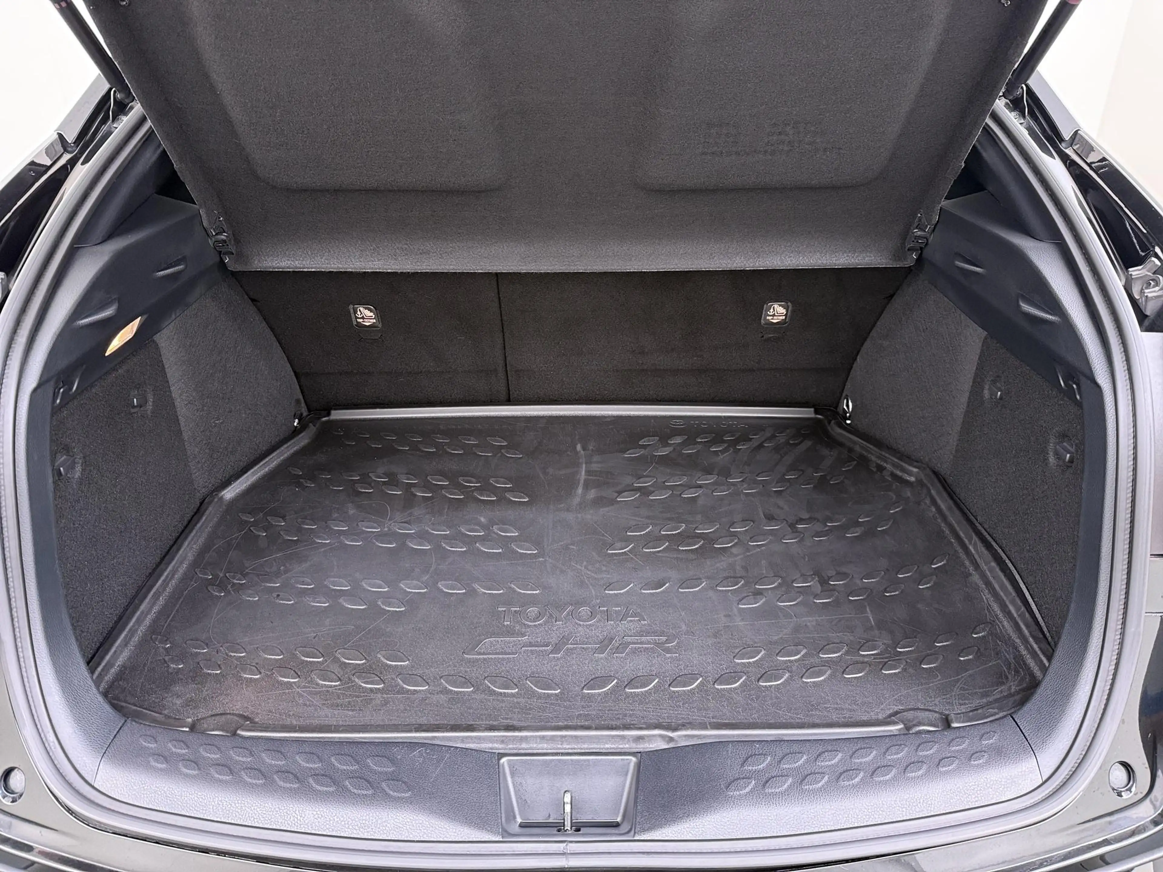 Toyota C-HR 2.0 Hybrid Business Plus Trekhaak | Stoelverwarmin — photo 8