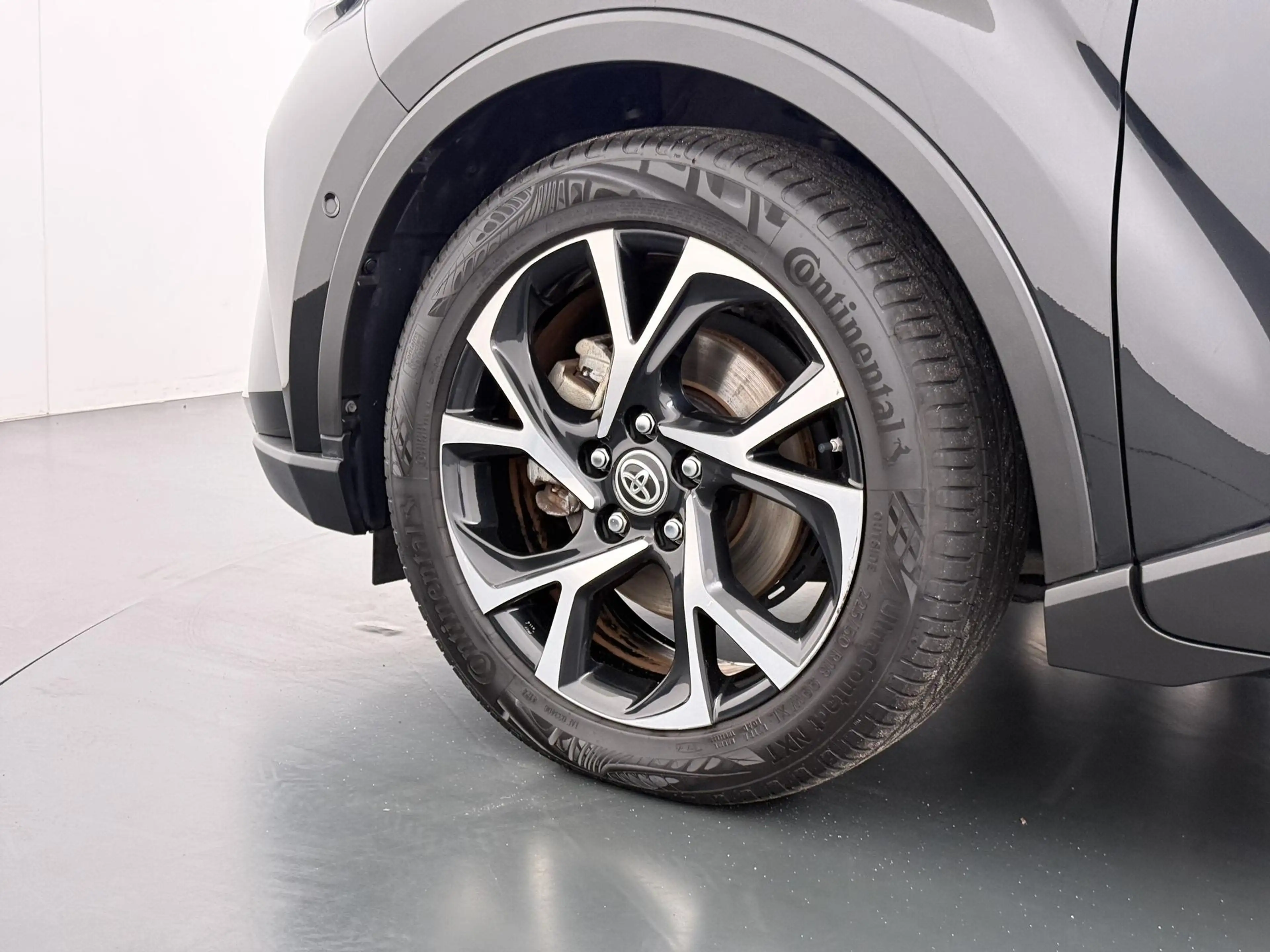 Toyota C-HR 2.0 Hybrid Business Plus Trekhaak | Stoelverwarmin — photo 9