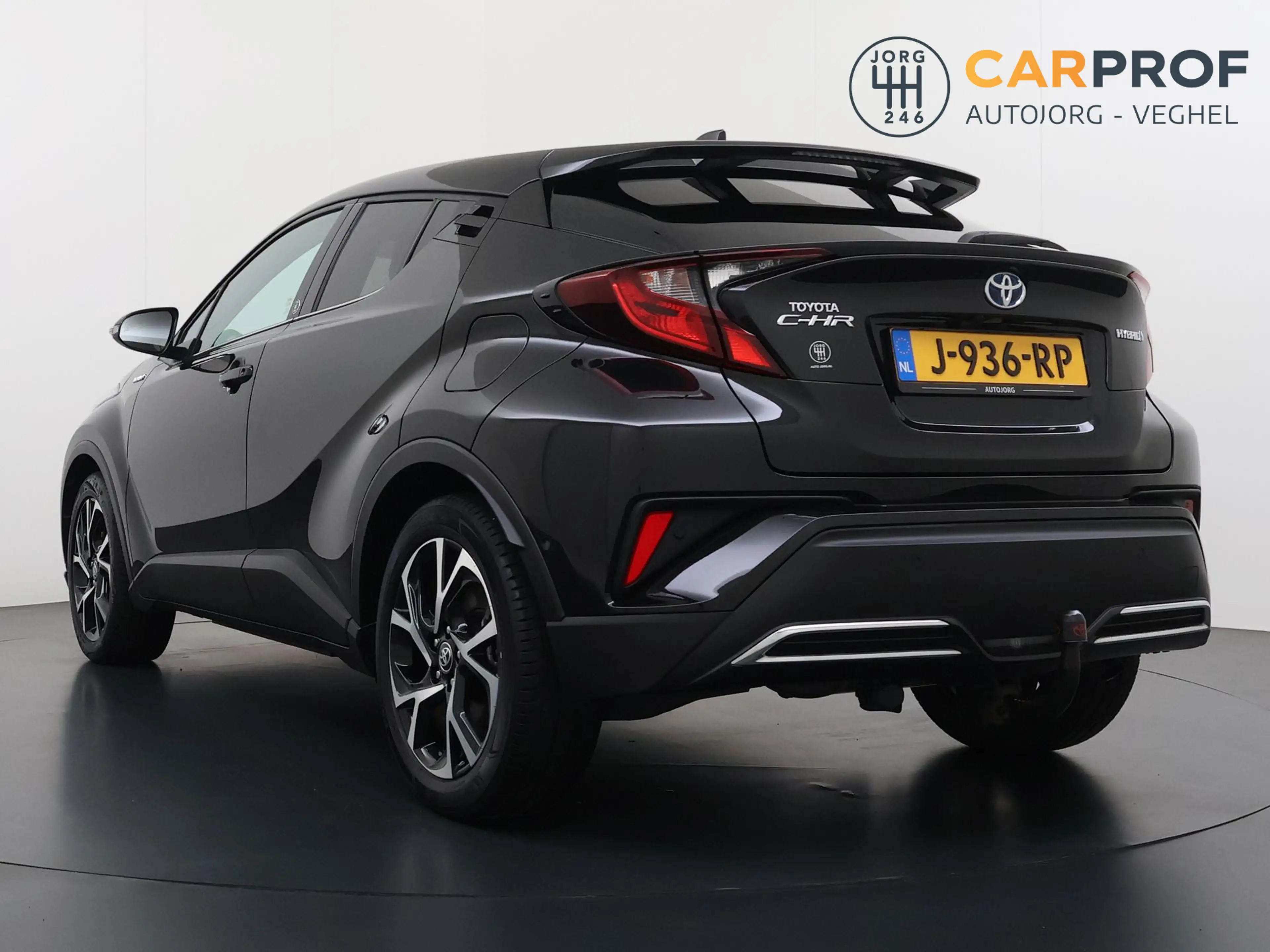 Toyota C-HR 2.0 Hybrid Business Plus Trekhaak | Stoelverwarmin — photo 2