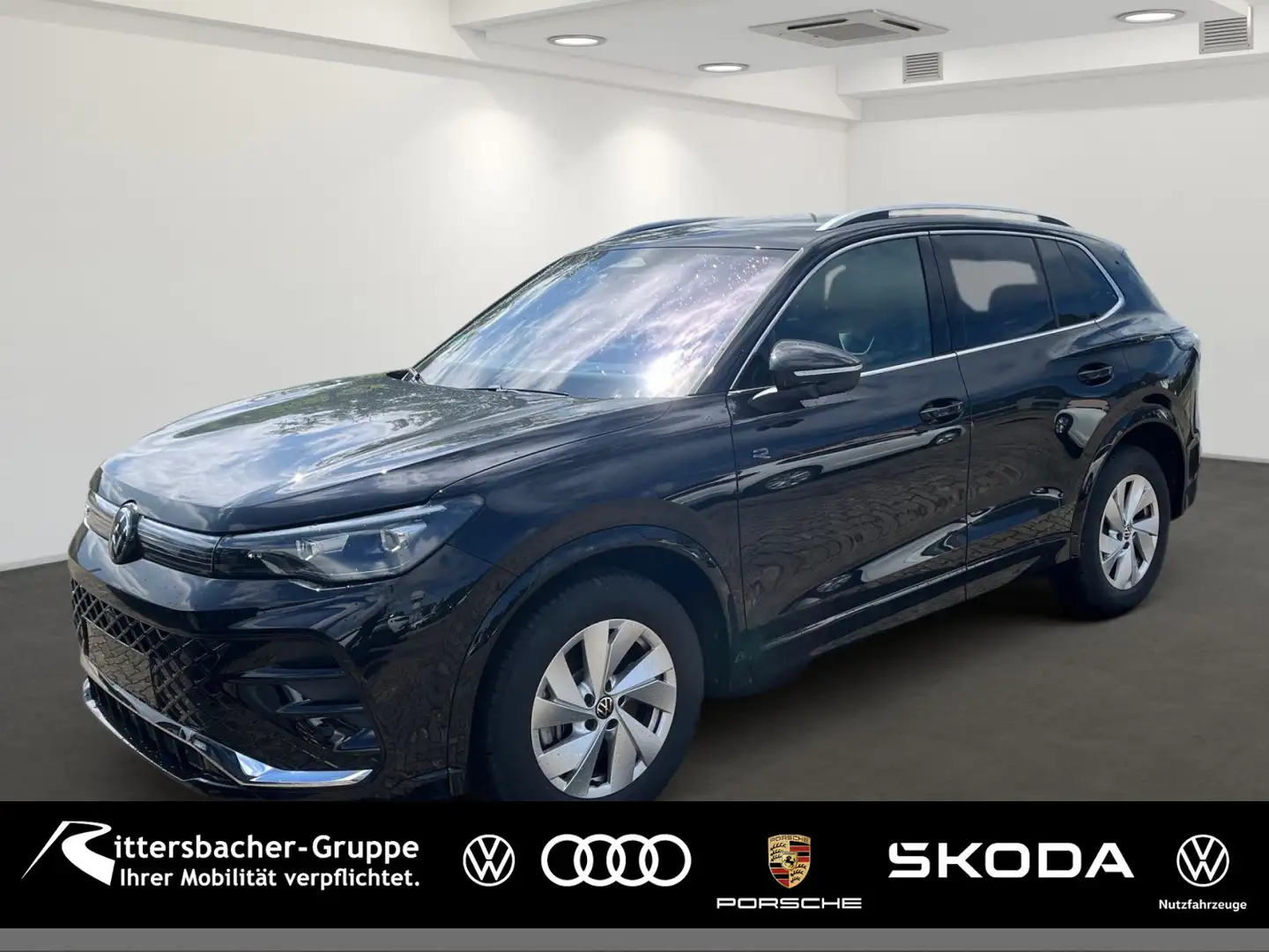 Volkswagen Tiguan 2.0 TDI R-Line HuD AHK Navi Standheizung Schwarz - 1