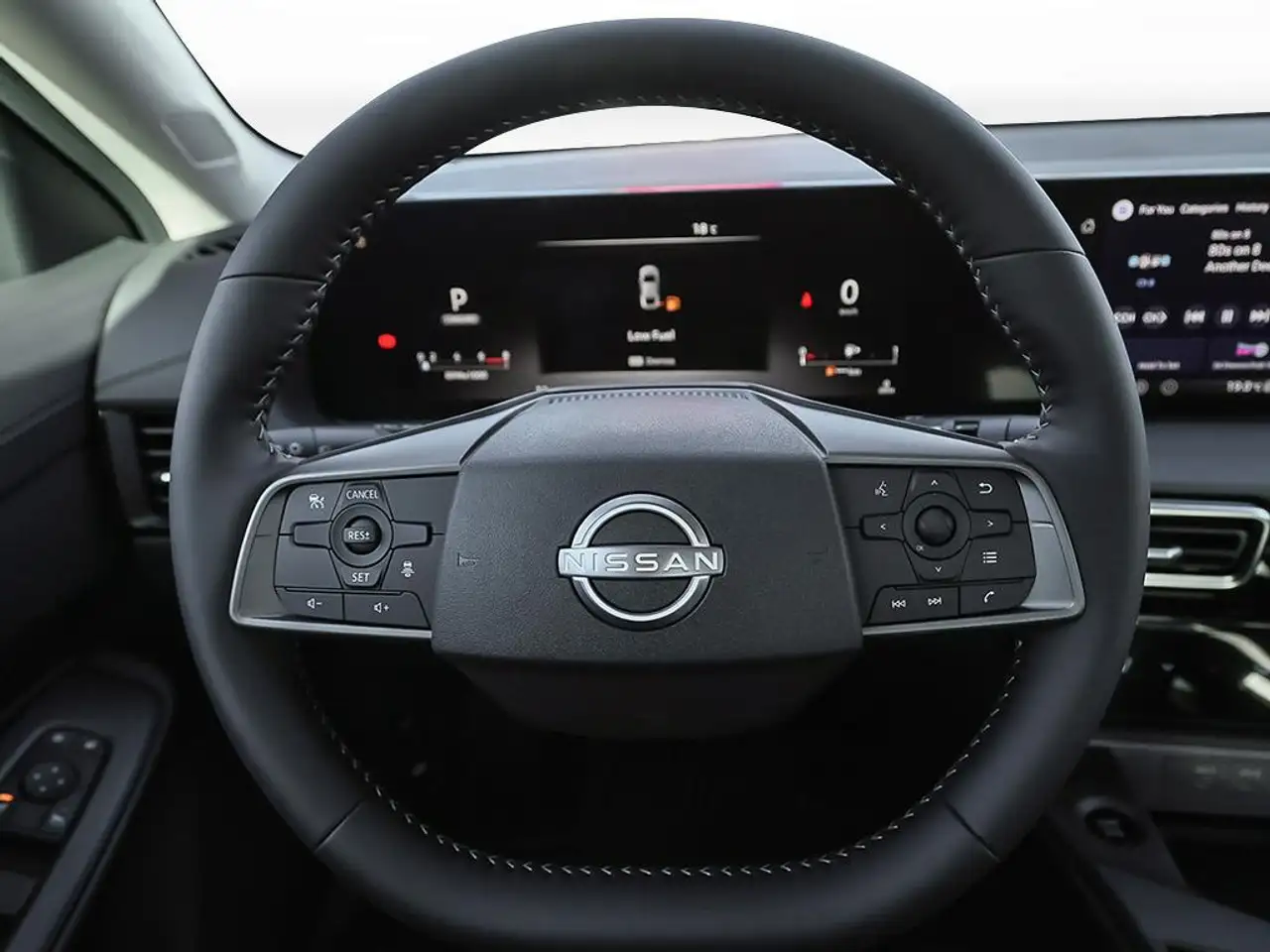 Nissan Sentra снимка Nissan Sentra