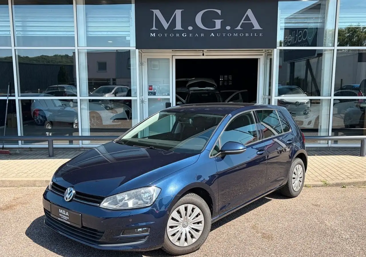 Volkswagen Golf VII 1.6 TDI TRENDLINE 105 CH