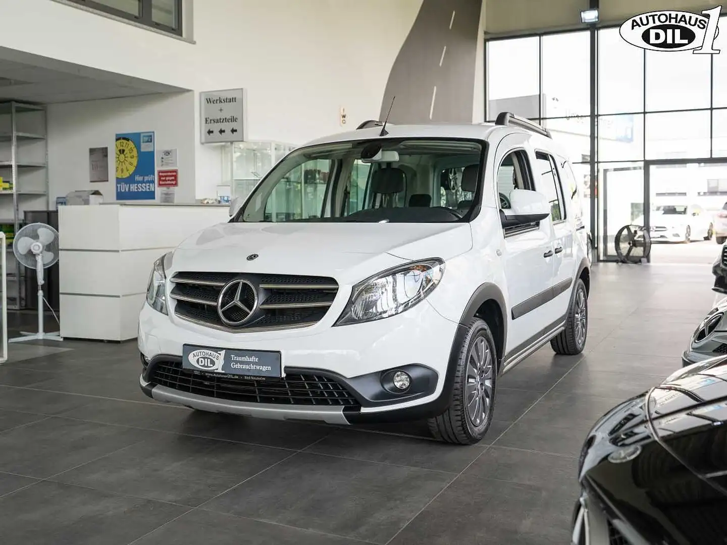 Mercedes-Benz Citan 111 CDI Kombi Lang *R-KAMERA*NAVI*1.HAND* Wit - 2