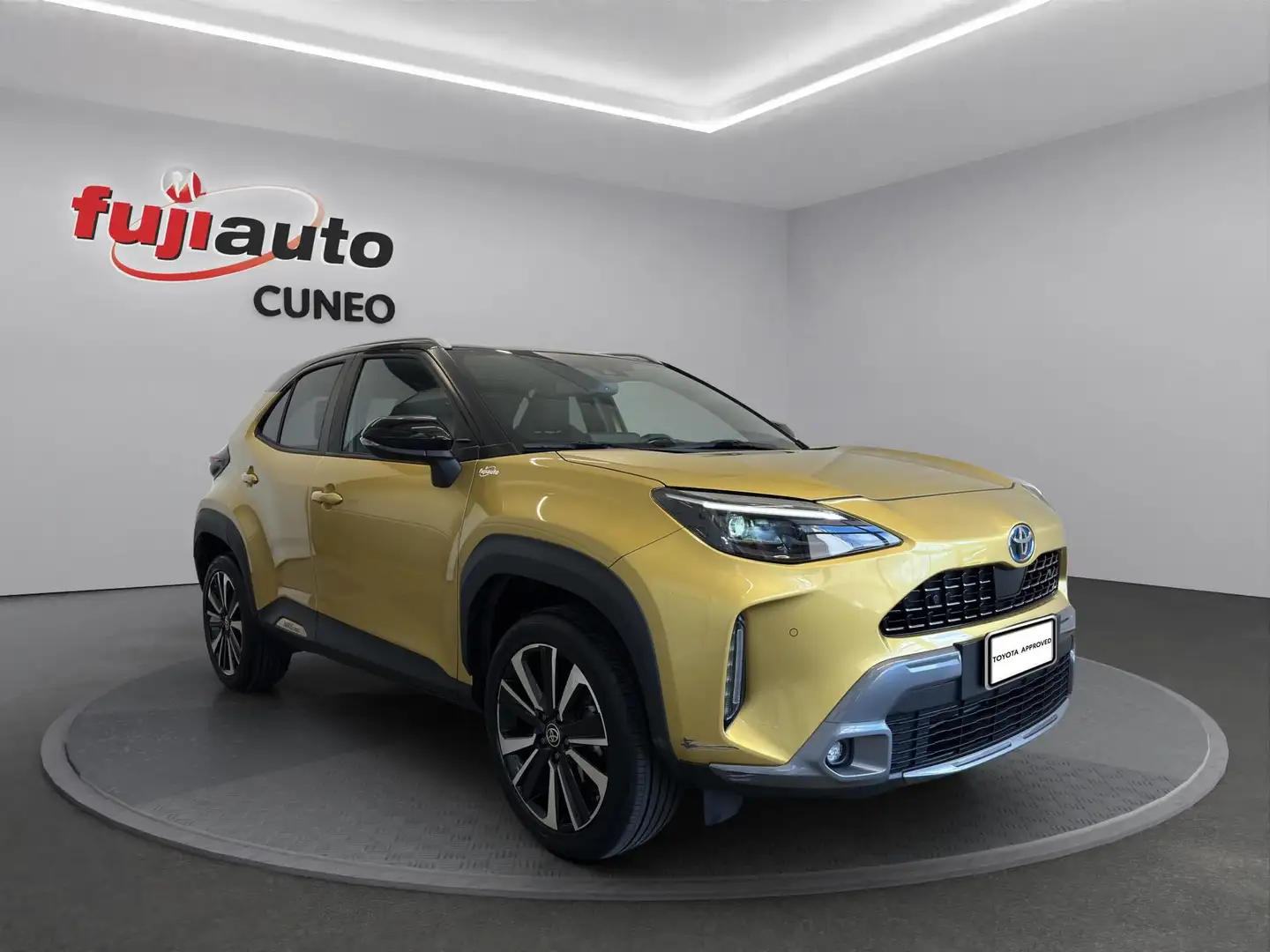 Toyota Yaris Cross Yaris Cross 1.5h Premiere  116cv e-cvt Or - 2