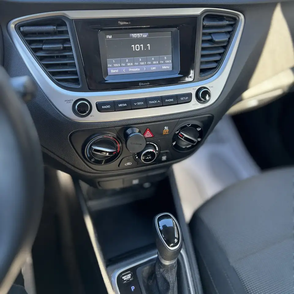 Hyundai ACCENT снимка Hyundai ACCENT