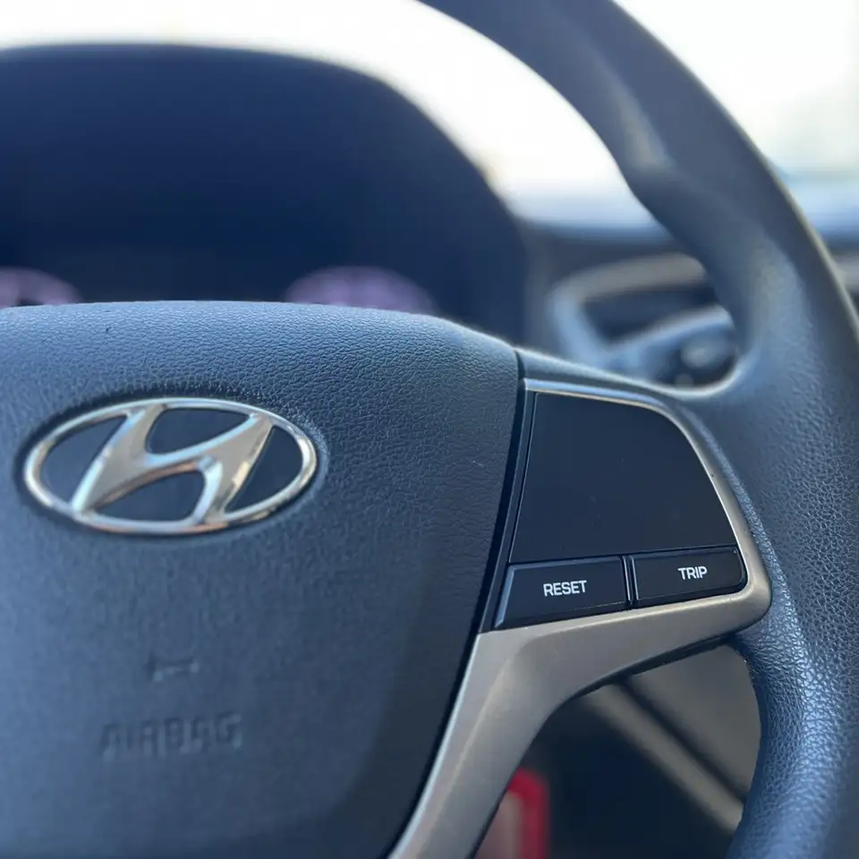 Hyundai ACCENT снимка Hyundai ACCENT