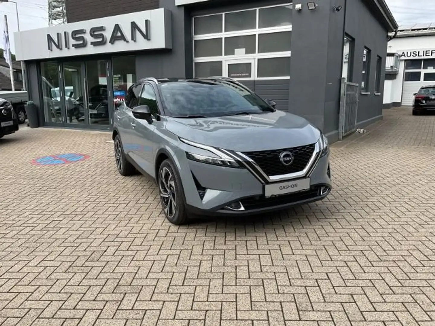 Nissan Qashqai Tekna+ 1.3 MHEV 158PS Xtronic 20" Grey - 2
