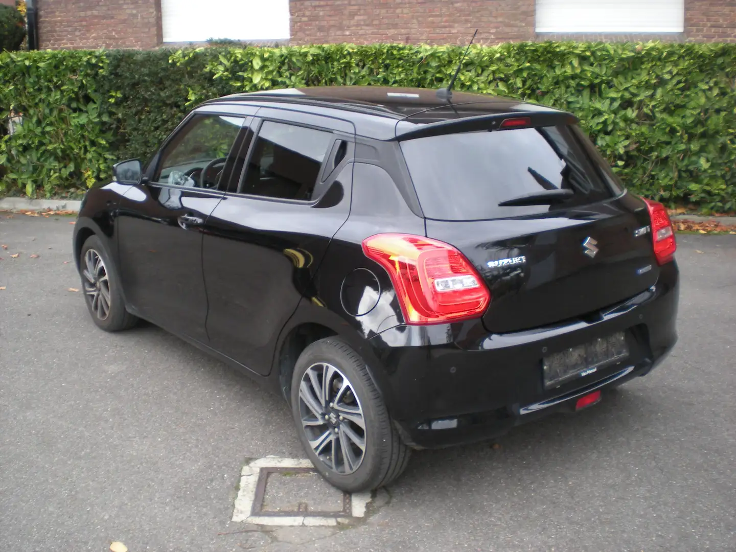 Suzuki Swift AUTOMATIQUE  1.2i GL+ Schwarz - 2