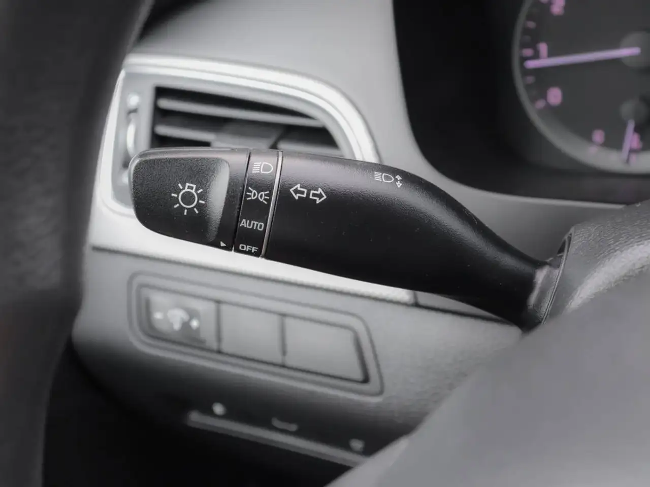 Hyundai SONATA снимка Hyundai SONATA