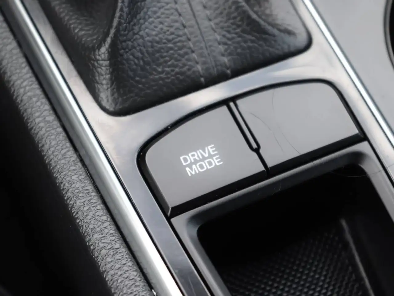 Hyundai SONATA снимка Hyundai SONATA