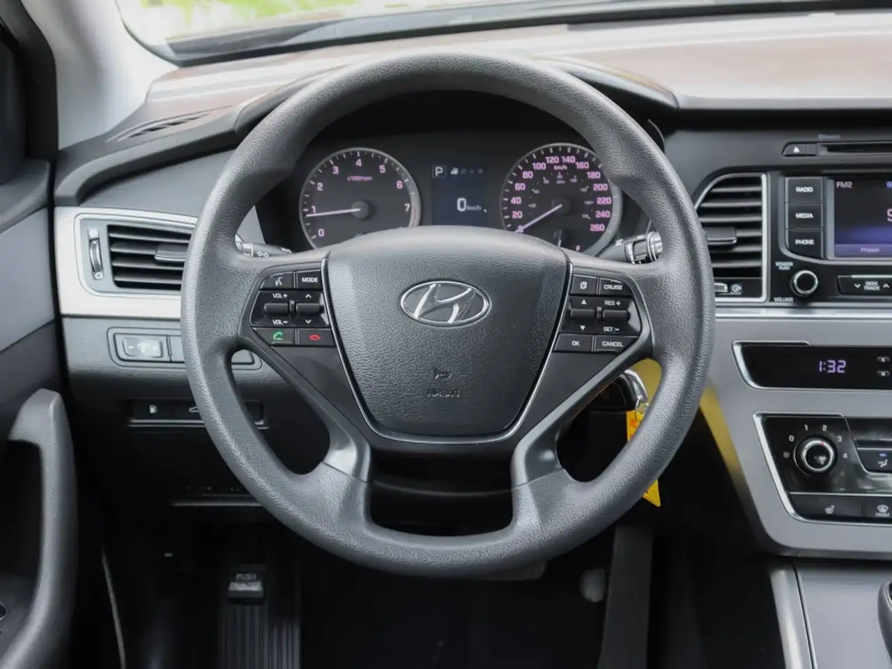Hyundai SONATA снимка Hyundai SONATA
