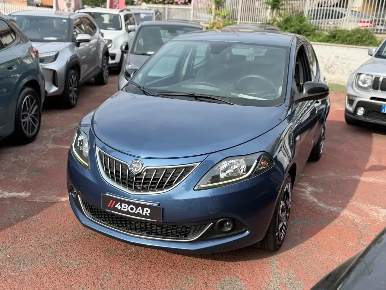 Lancia Ypsilon