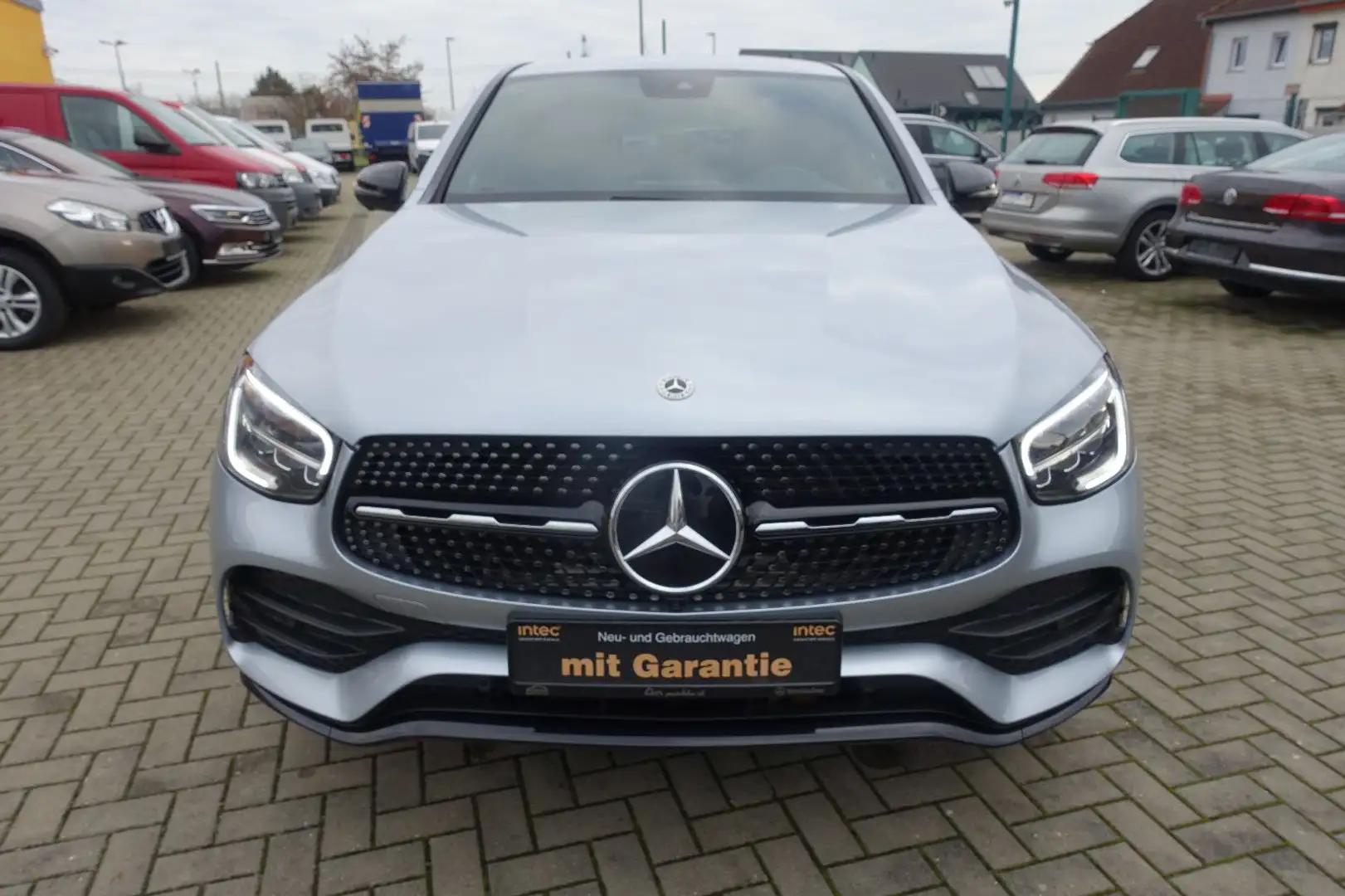 Mercedes-Benz GLC 300 Coupe 4Matic AMG*LED*Leder*Night*360° Grau - 2