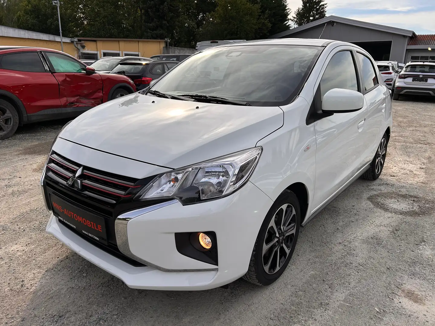 Mitsubishi Space Star Space Star 1,2 MIVEC Diamond AS 1 Besitz Weiß - 1