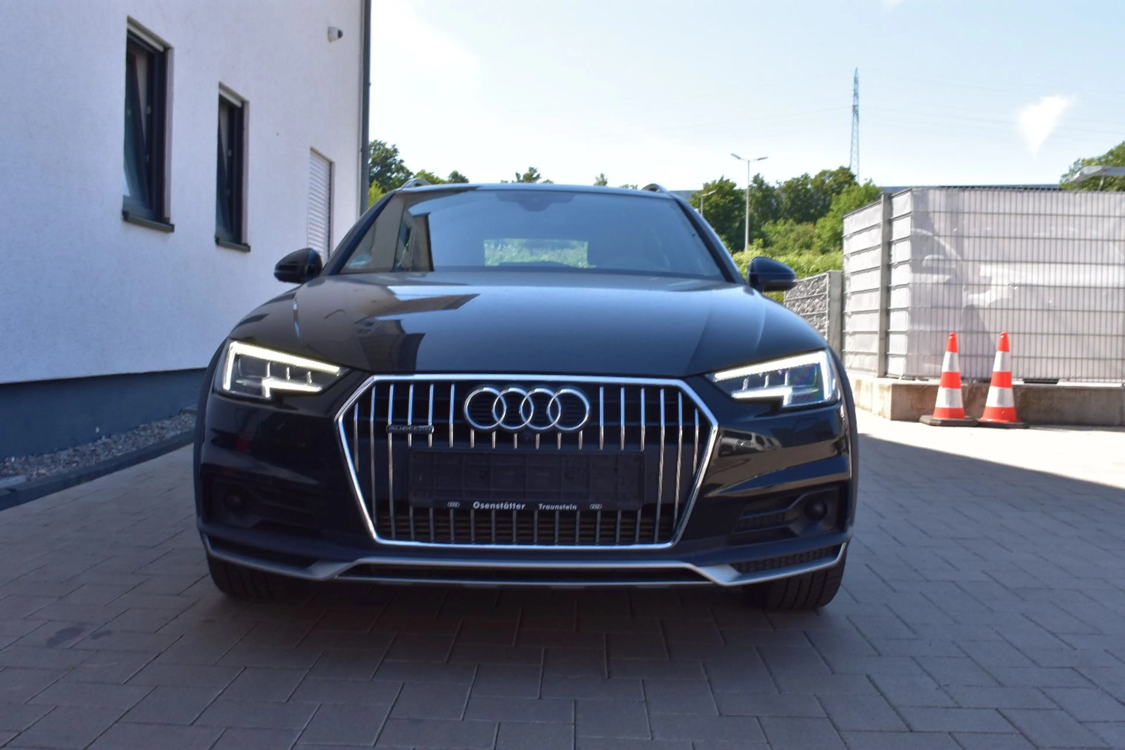Audi A4 allroad quattro  AHK/Kamera/Leder/18" — photo 3