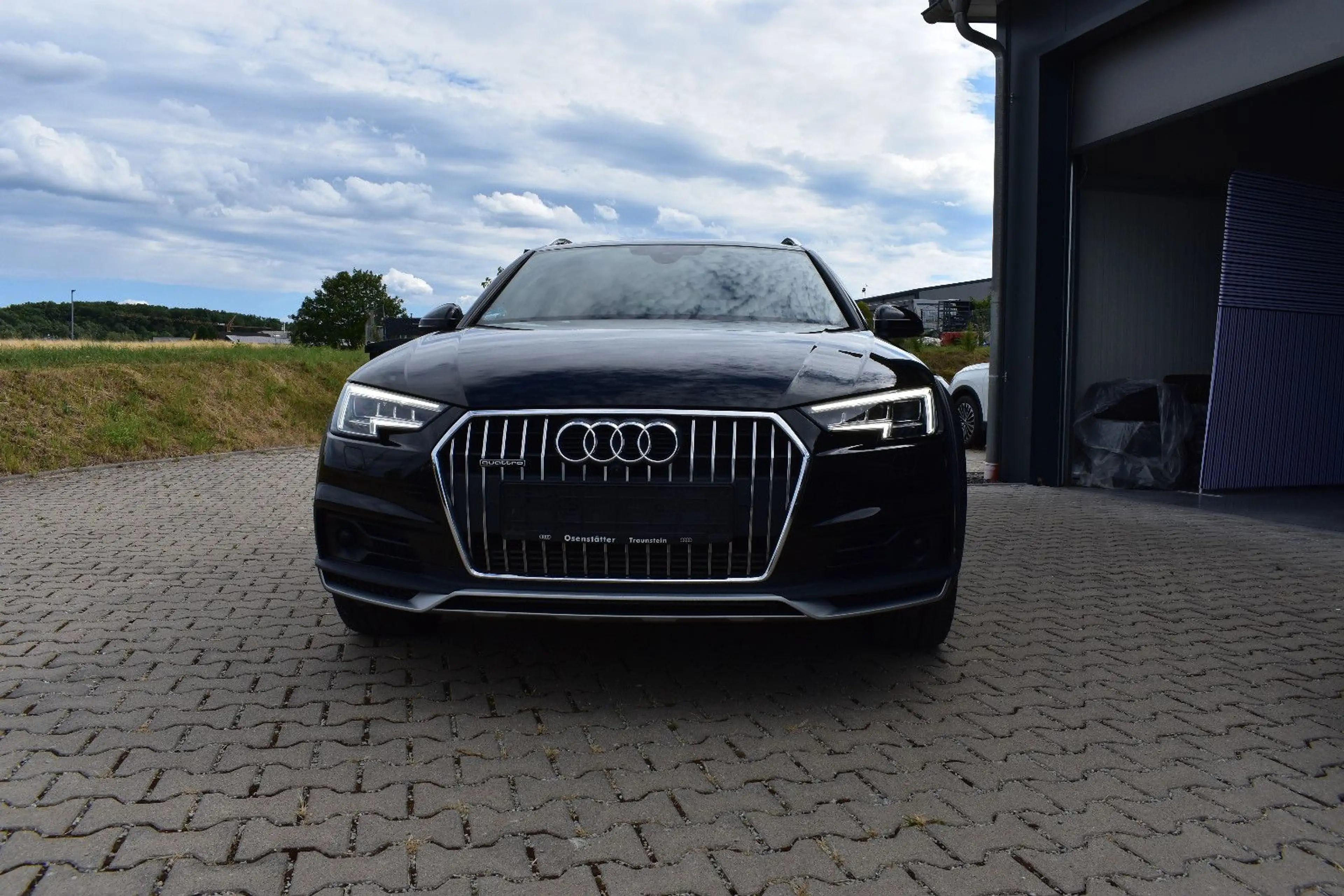 Audi A4 allroad quattro  AHK/Kamera/Leder/18" — photo 13