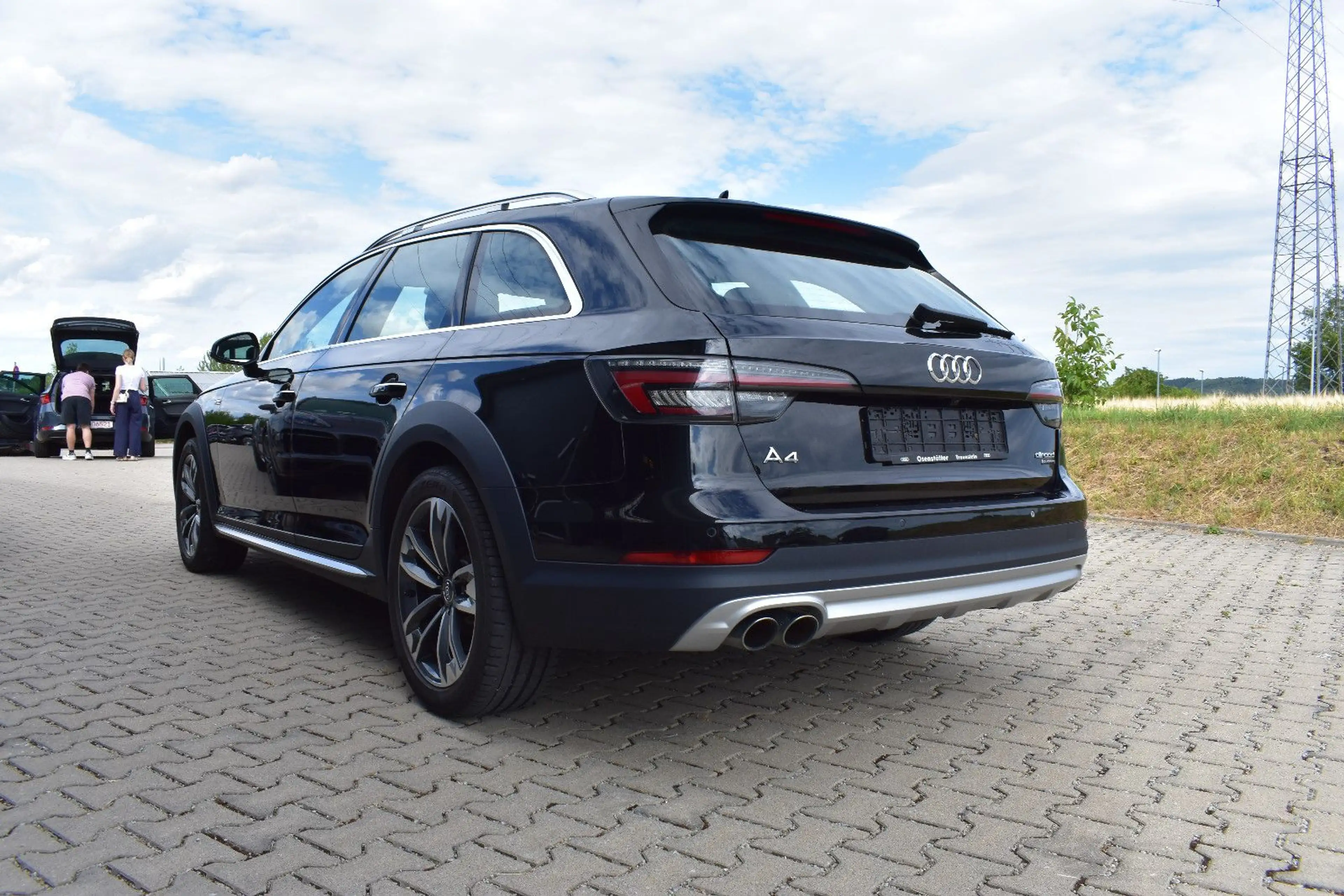 Audi A4 allroad quattro  AHK/Kamera/Leder/18" — photo 6