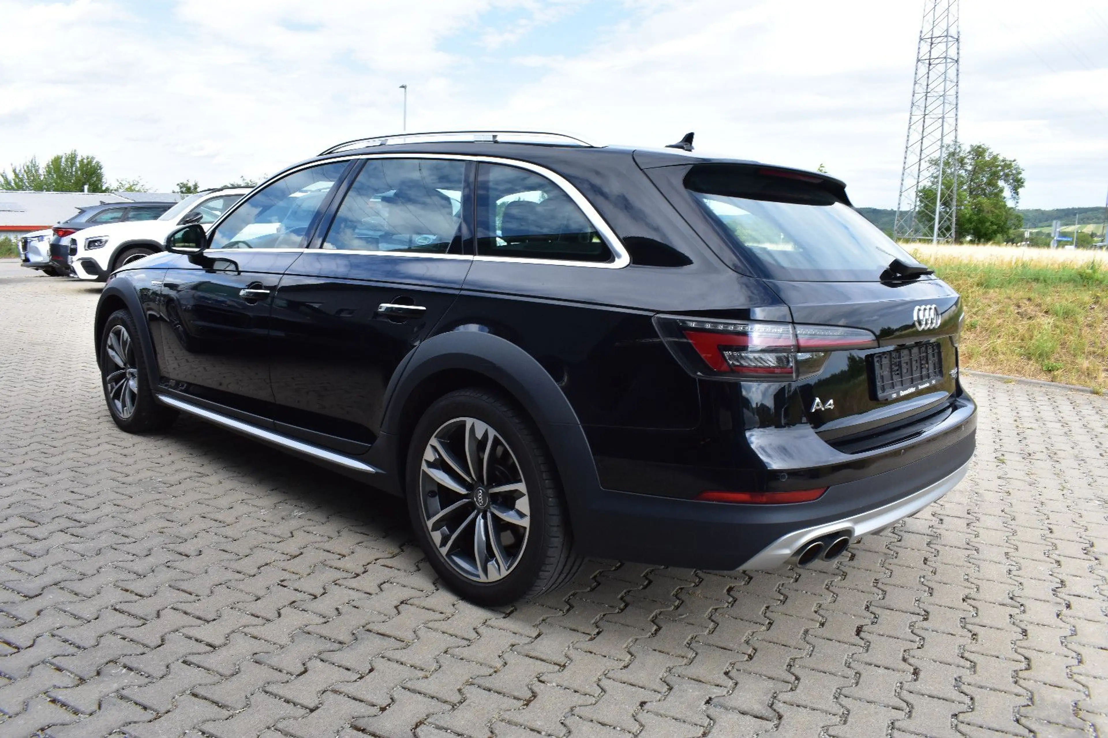 Audi A4 allroad quattro  AHK/Kamera/Leder/18" — photo 14