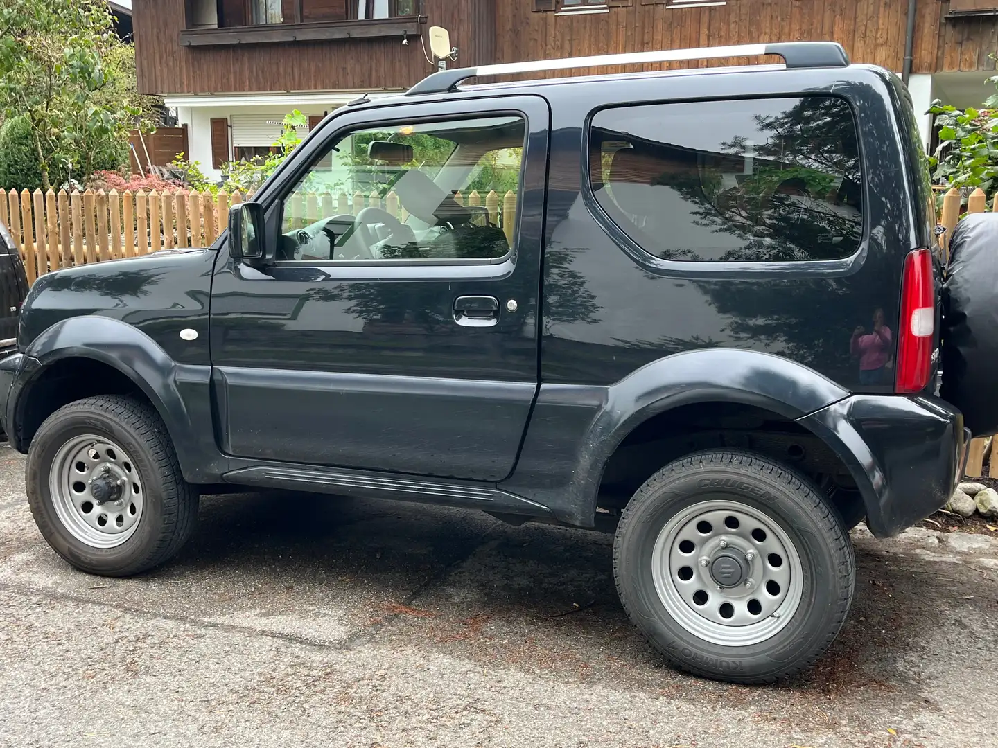 Suzuki Jimny Kombilimousine Schwarz - 2