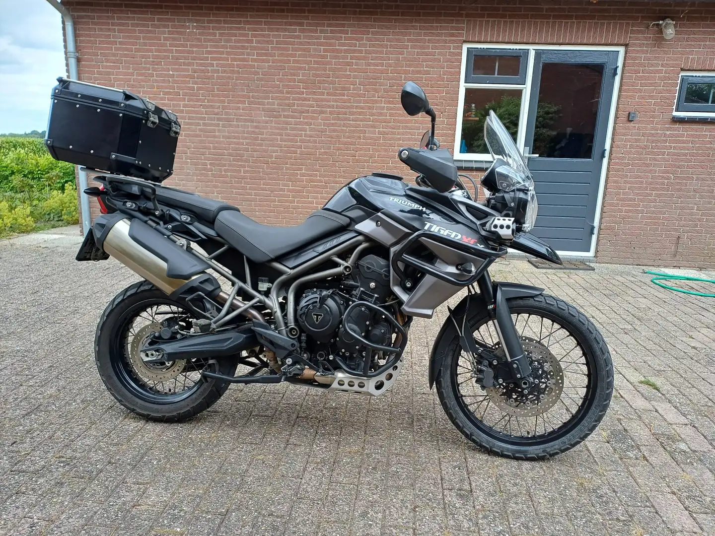 Triumph Tiger 800 xcx Zwart - 2