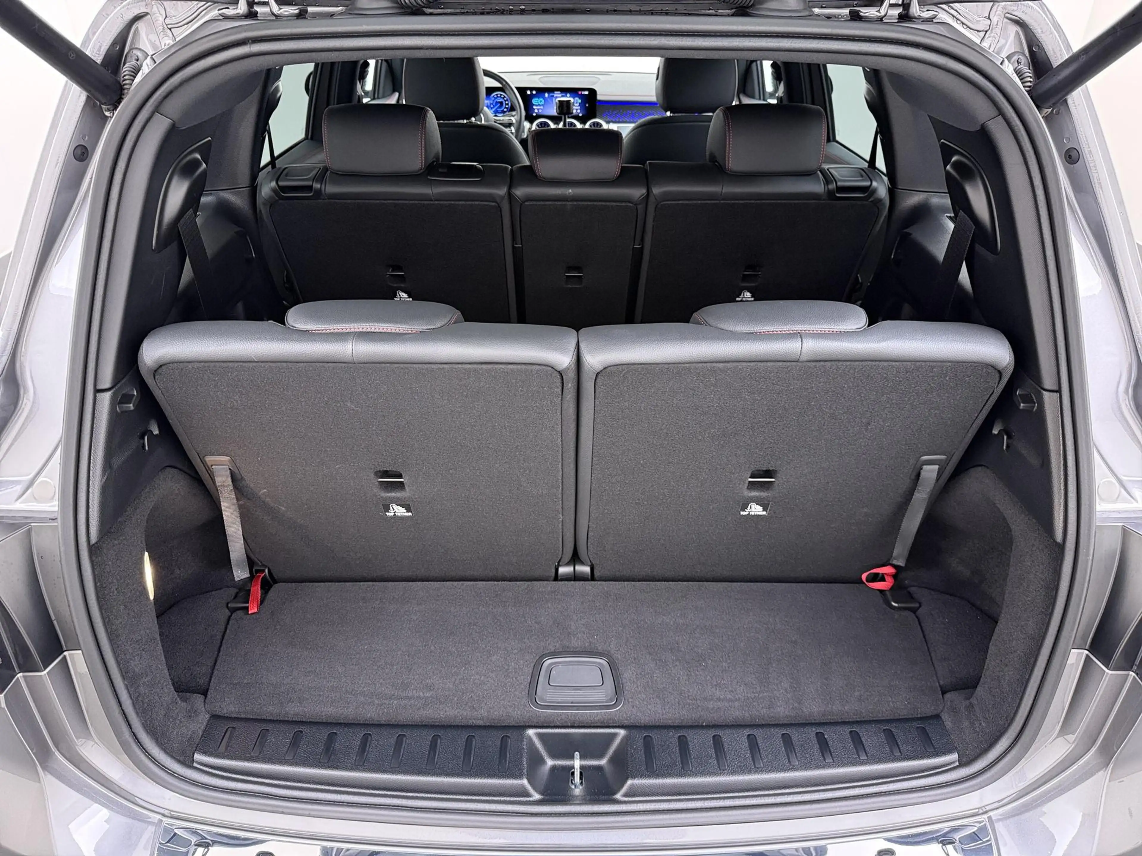 Mercedes-Benz EQB 300 EQB 4Matic (243.609) SOH 100% | AMG | NIGHT | 7 PE — photo 12