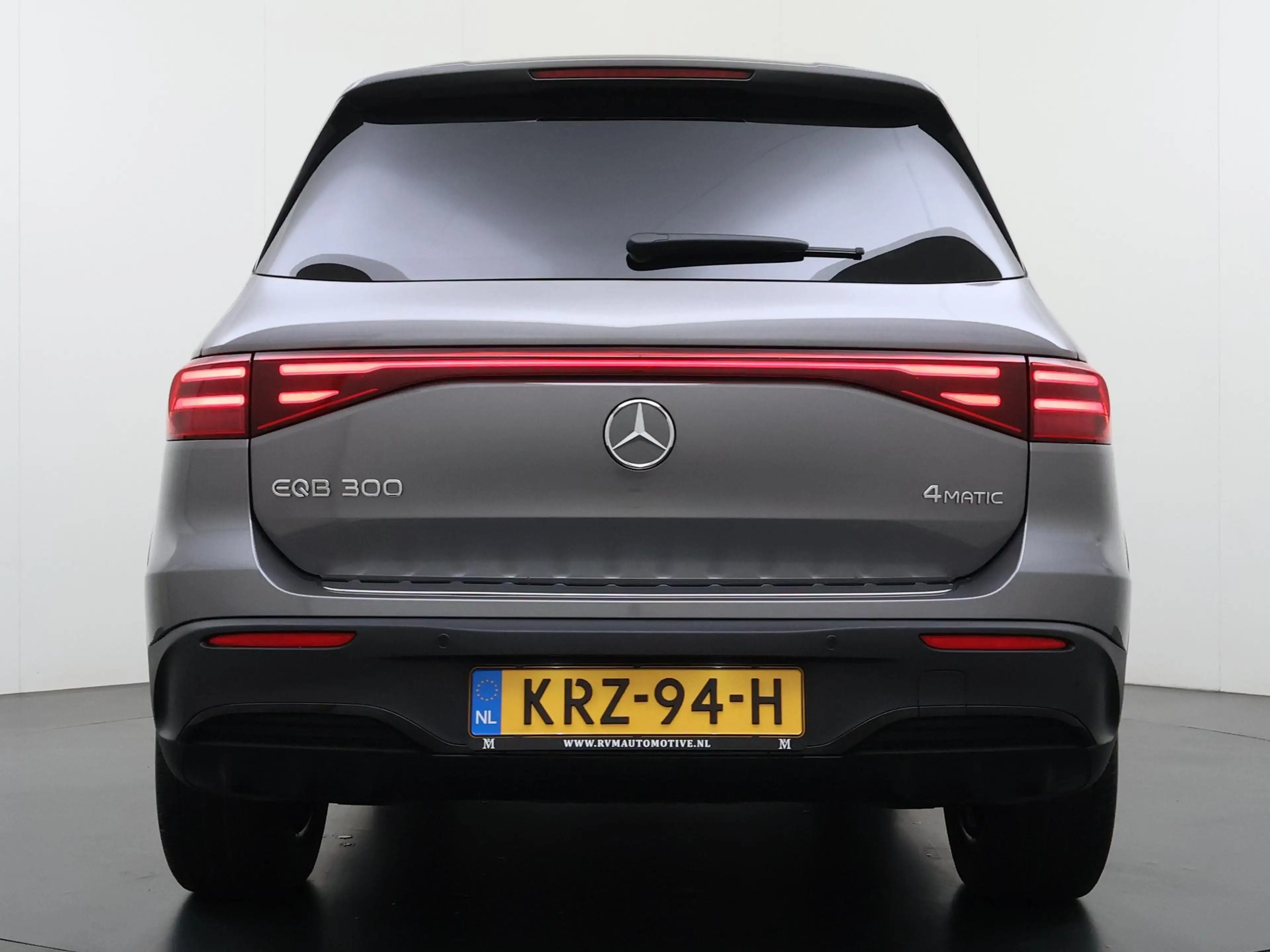 Mercedes-Benz EQB 300 EQB 4Matic (243.609) SOH 100% | AMG | NIGHT | 7 PE — photo 7