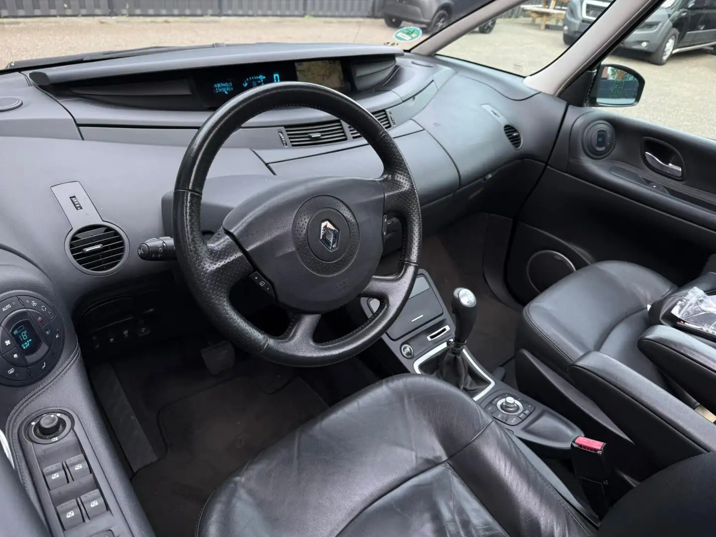 Renault Grand Espace 2.0T Privilège 6-persoons AUTOMAAT Fekete - 2