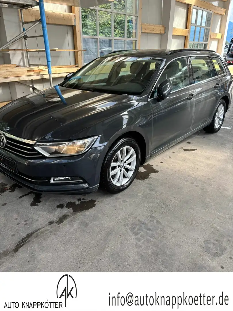 Volkswagen Passat Passat Variant 2.0 TDI Comfortline Zahnriemen/Navi Grijs - 1