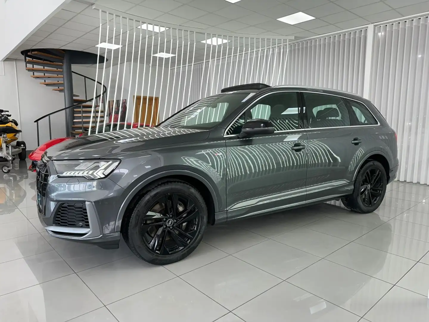 Audi Q7 50 TDI S line quattro Gris - 2