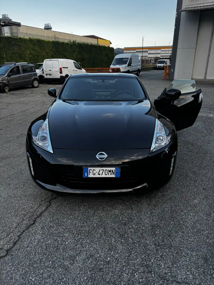 Nissan 370Z Coupe 3.7 V6 Lev2 my15 - 1