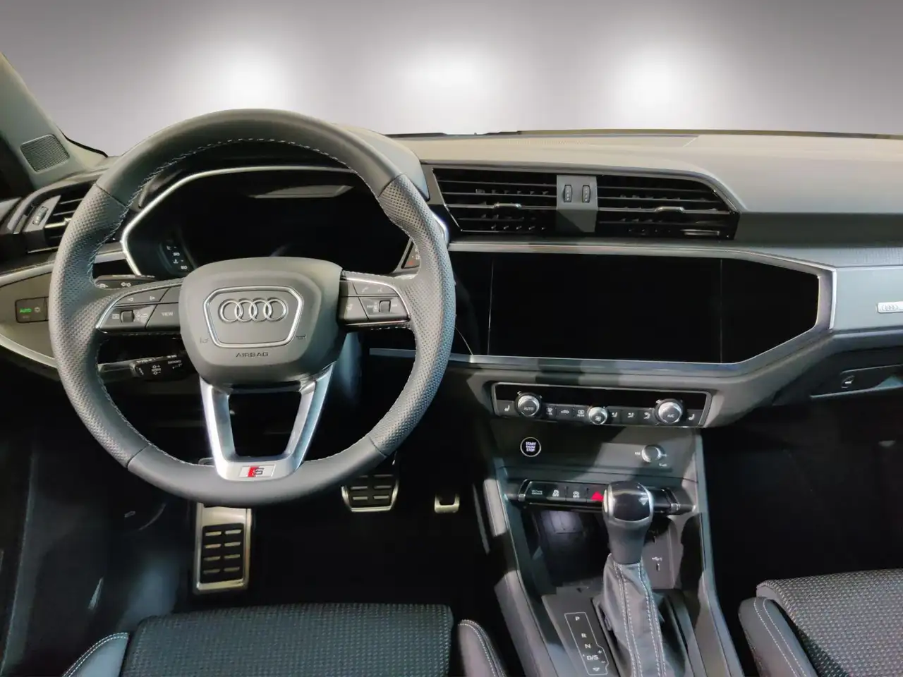 Audi Q3, фото 7