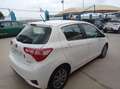 Toyota Yaris 100H 1.5 Active Blanc - thumbnail 4