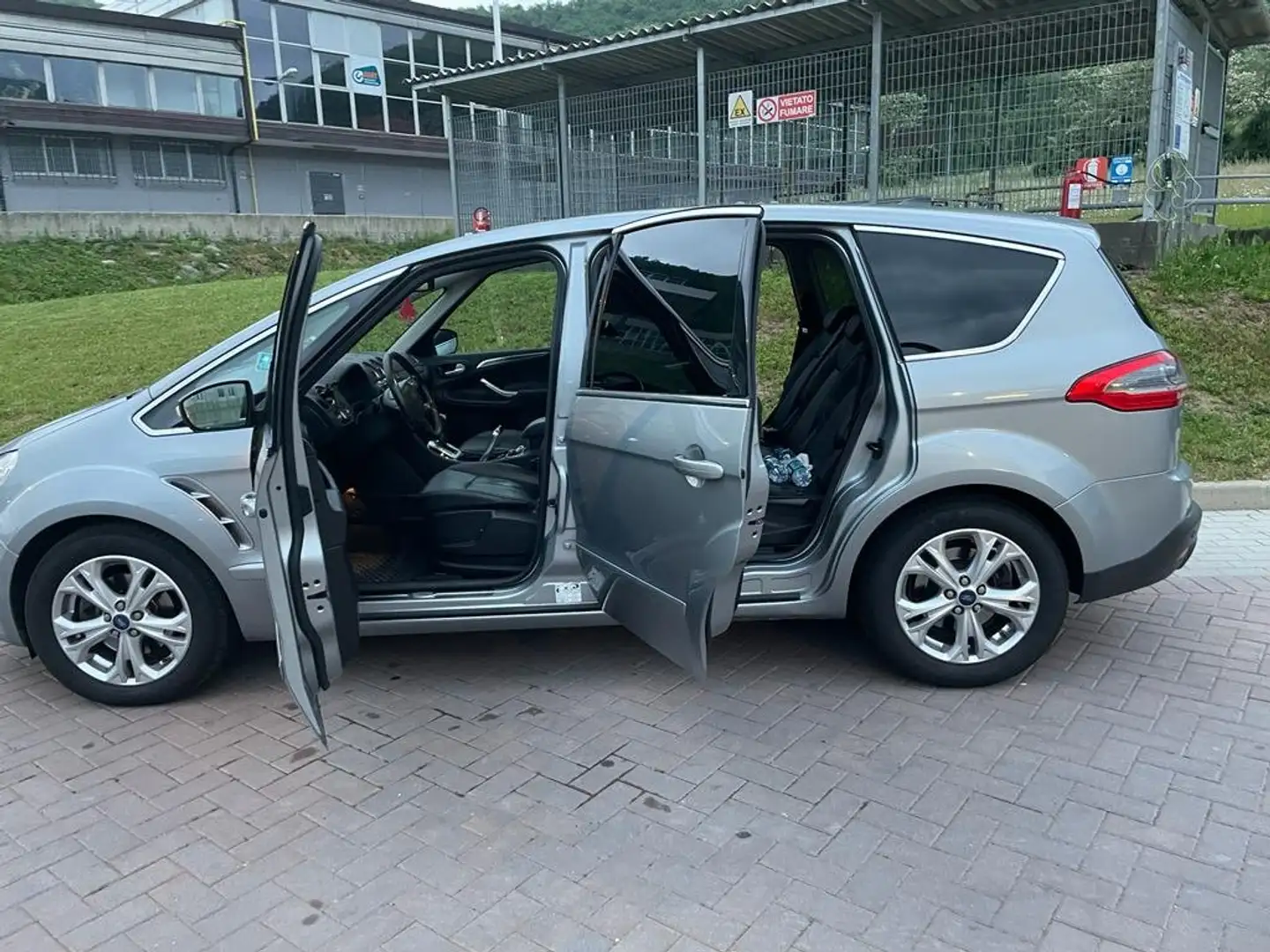Ford S-Max S-Max 2.2 TDCi Titanium S DPF Argent - 1