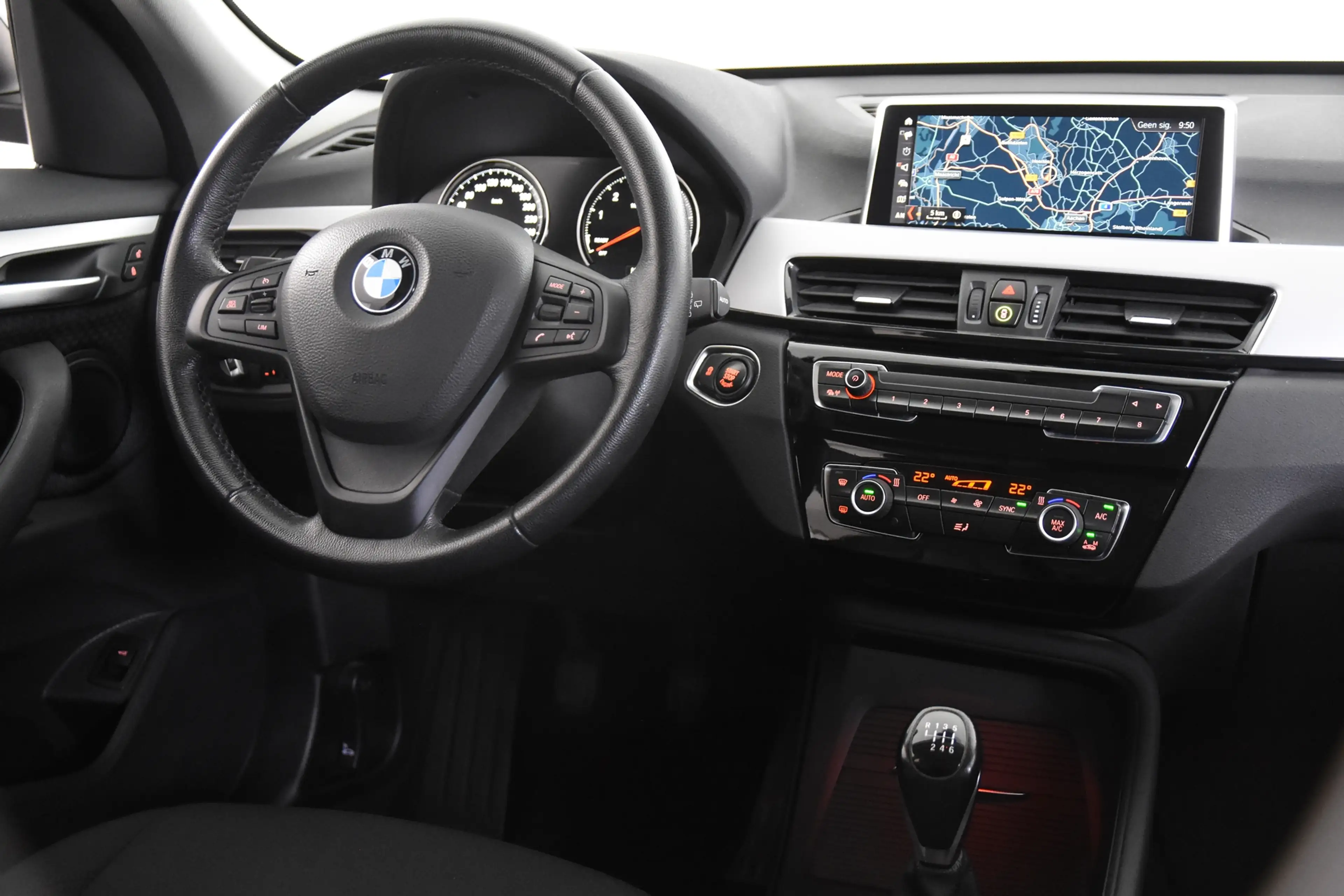 BMW X1 sDrive18i *1ste Eigenaar*Navigatie*Camera*Trekhaak — photo 11