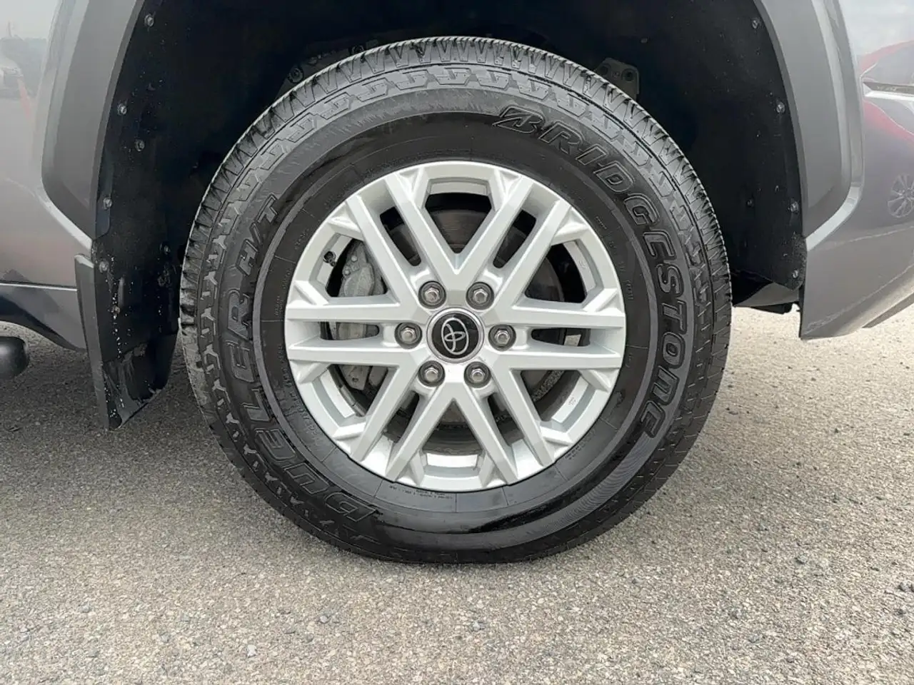 Toyota Tundra снимка Toyota Tundra