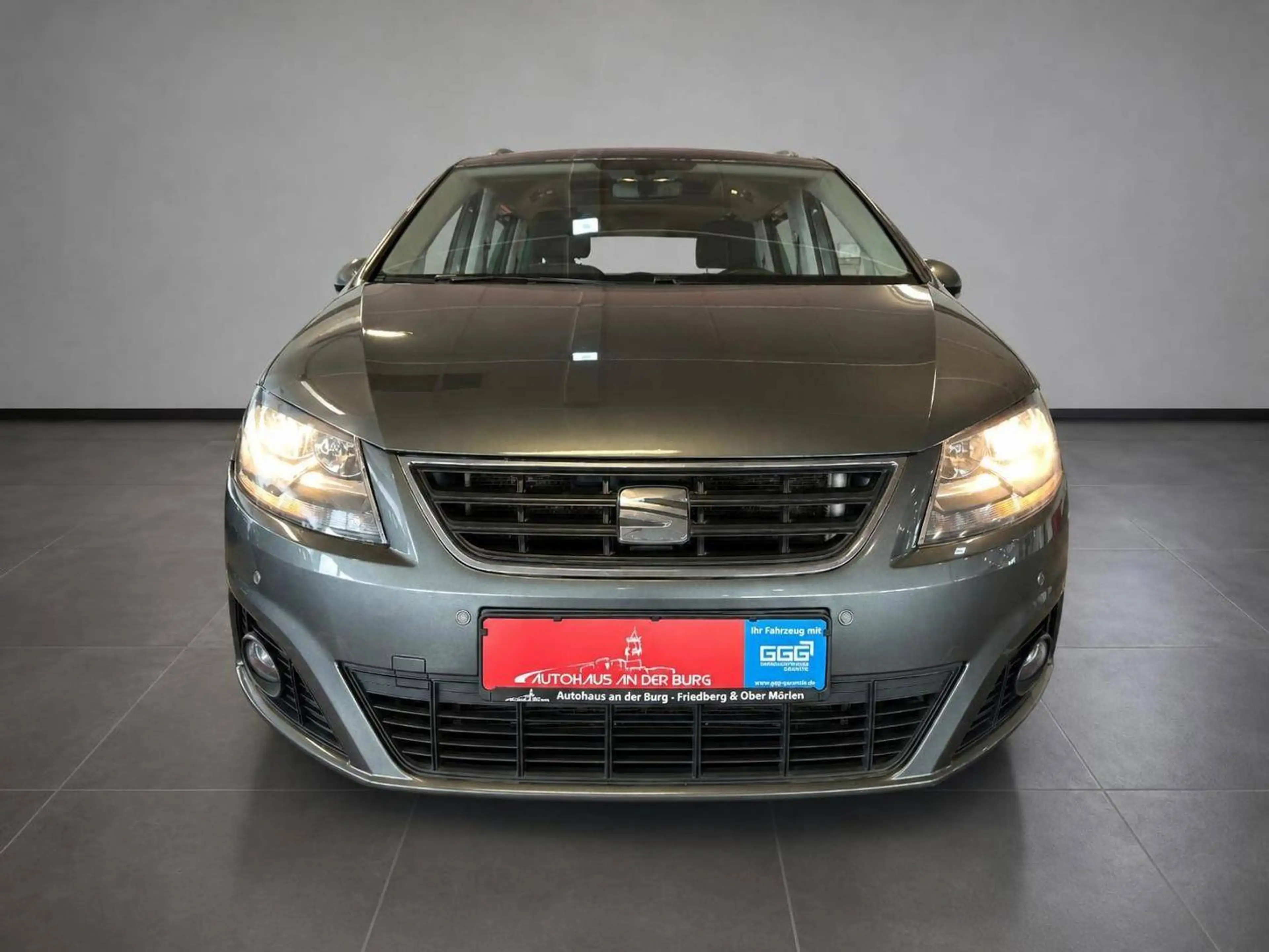 SEAT Alhambra 20th Anniversary 4Drive — photo 2